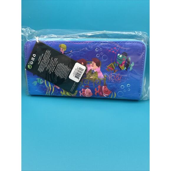 Bedknobs & Broomsticks - Underwater Zip Purse-LOUWDWA1856-LOUNGEFLY - Picture 3 of 3